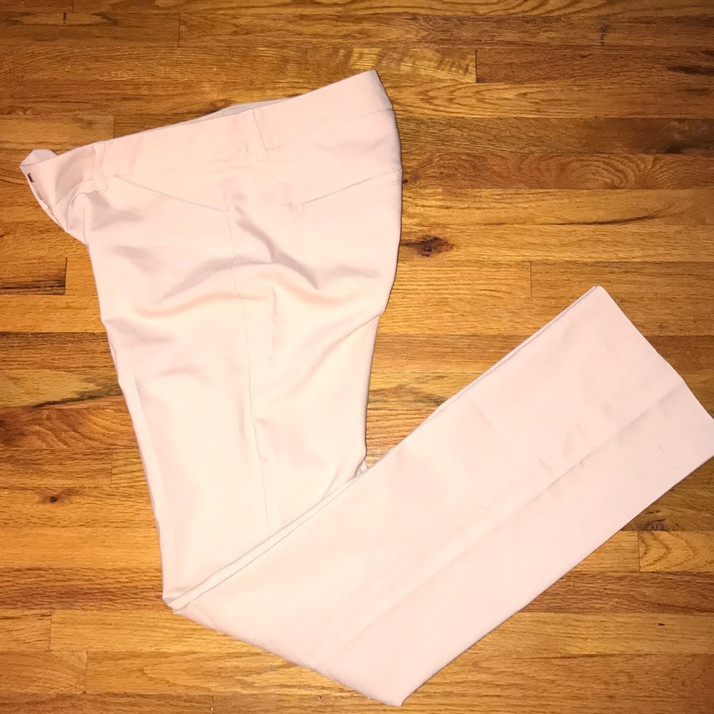 Express Clothing Company women’s light pink pants